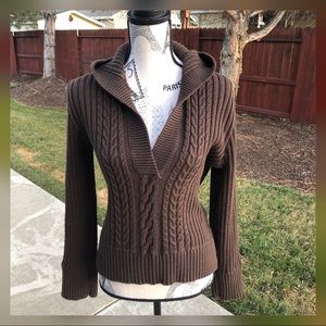 EUC Lg Gap Cable Knit Sweater